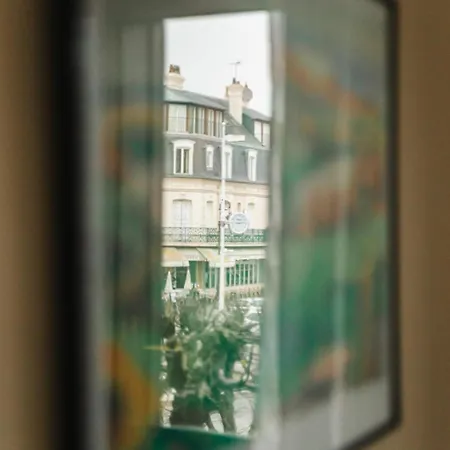 Le Morny Palace - Hyper Centre Apartment *