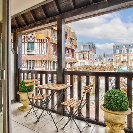 Le Morny Palace - Hyper Centre Apartman
